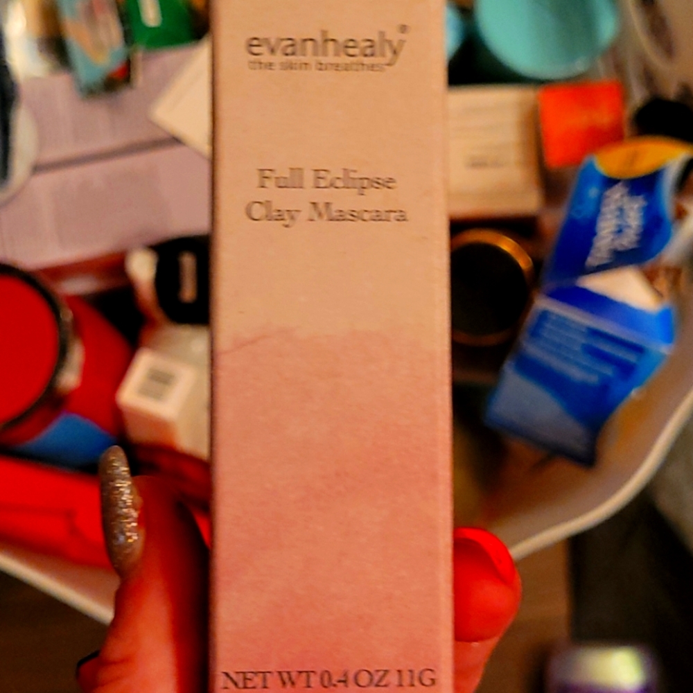 Evanhealy full eclipse clay mascara